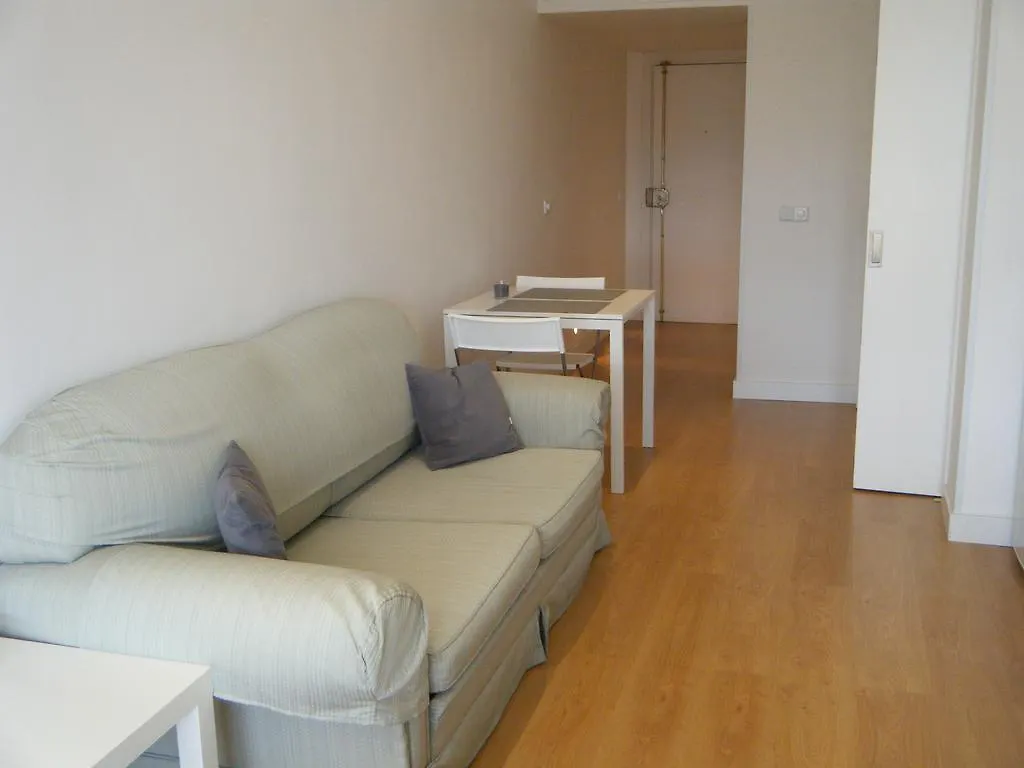 Madrid Studio Apartments 0*,