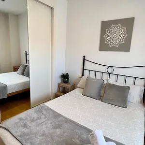  Apartamento Deyanira Suite, Aeropuerto, Ifema